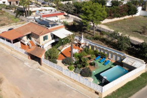 Malva House in Villa Con Piscina